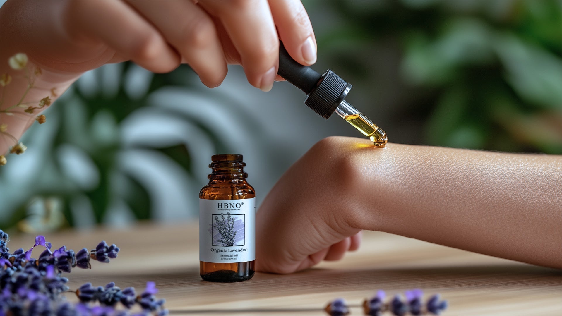 Lavender Oil for Bites: Safe Application & Precautions